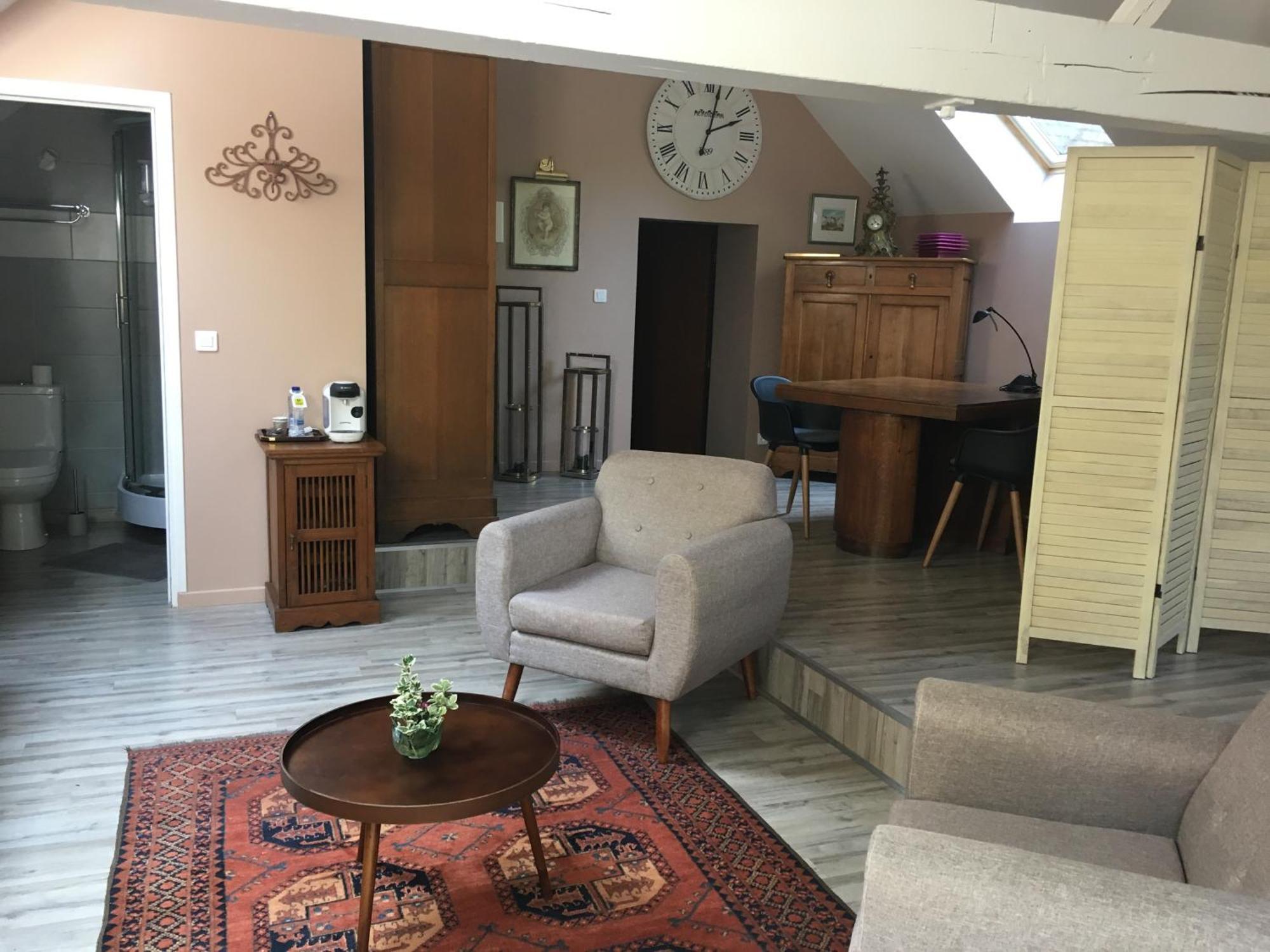 Logis Hotel-Restaurant - Le Moulin D'Artres 외부 사진