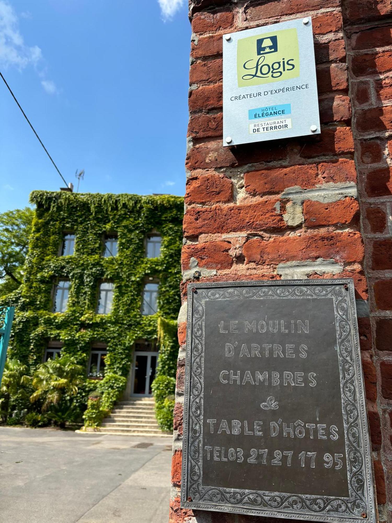 Logis Hotel-Restaurant - Le Moulin D'Artres 외부 사진