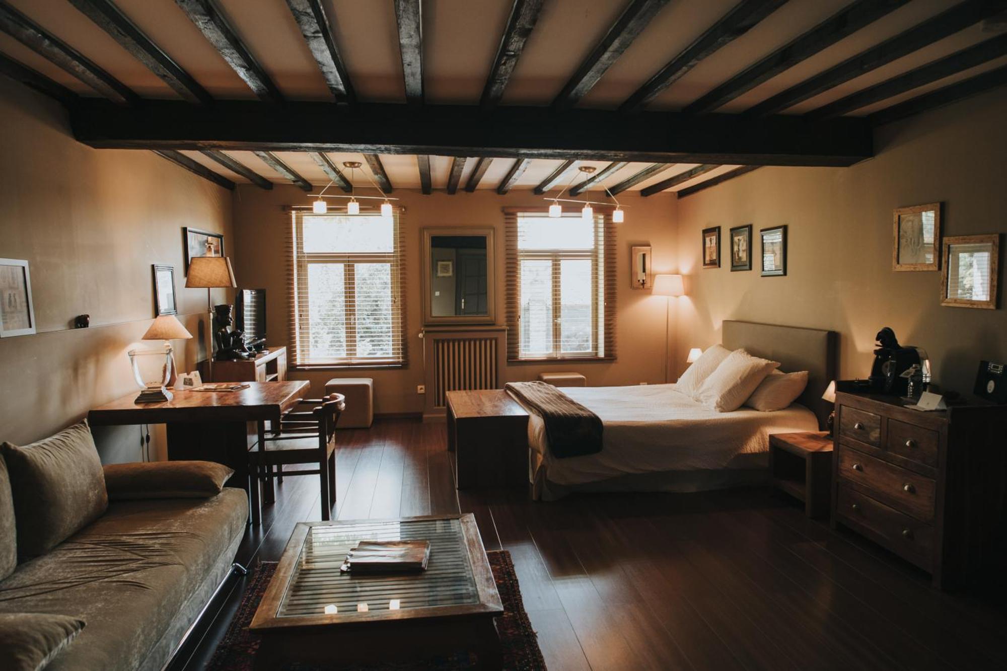 Logis Hotel-Restaurant - Le Moulin D'Artres 외부 사진